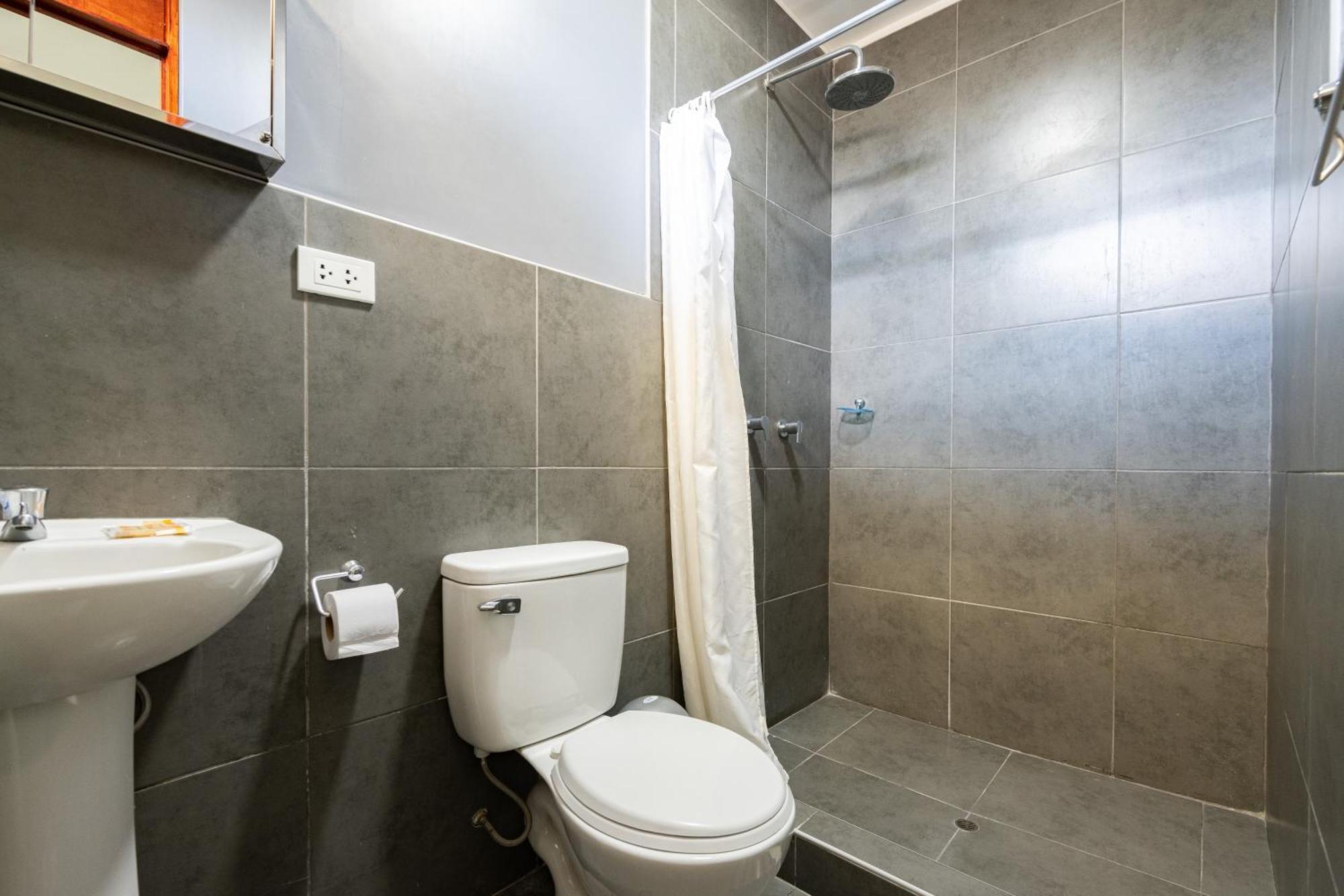Apartment Rent 皮乌拉 外观 照片