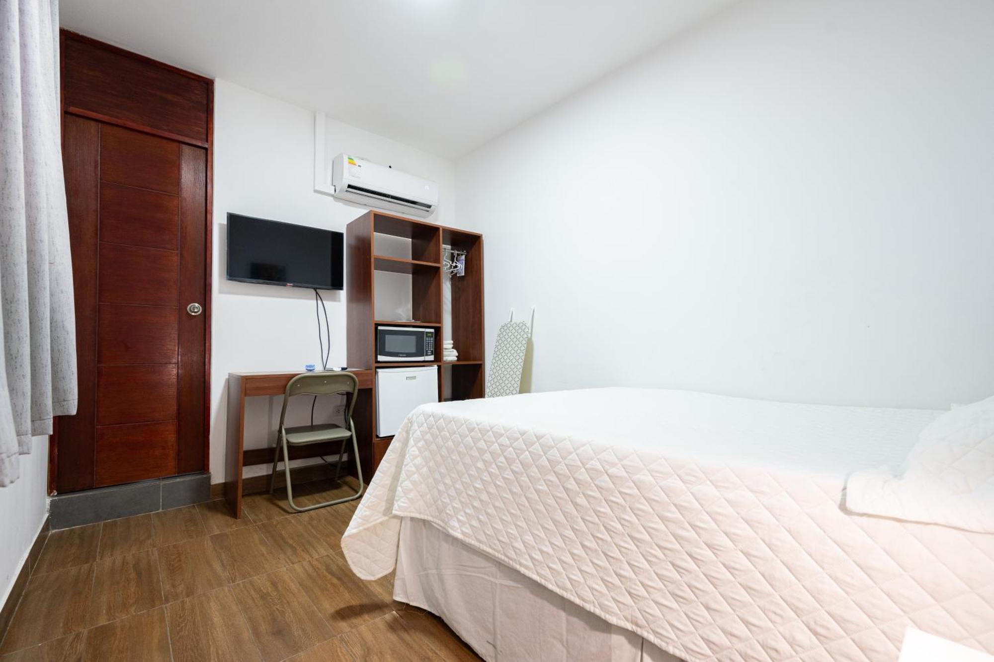 Apartment Rent 皮乌拉 外观 照片